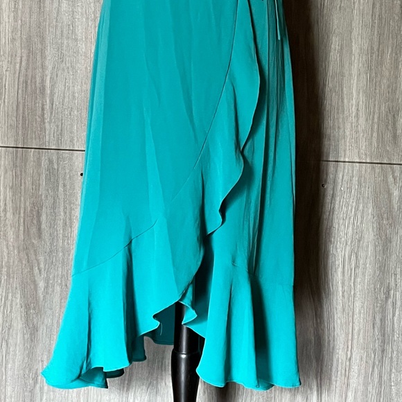 Chelsea28 Ruffle Wrap Dress - Picture 7 of 12